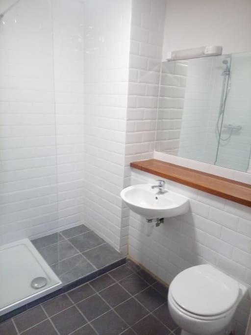 Lovely 2 Bedroom In Exclusive Development. *